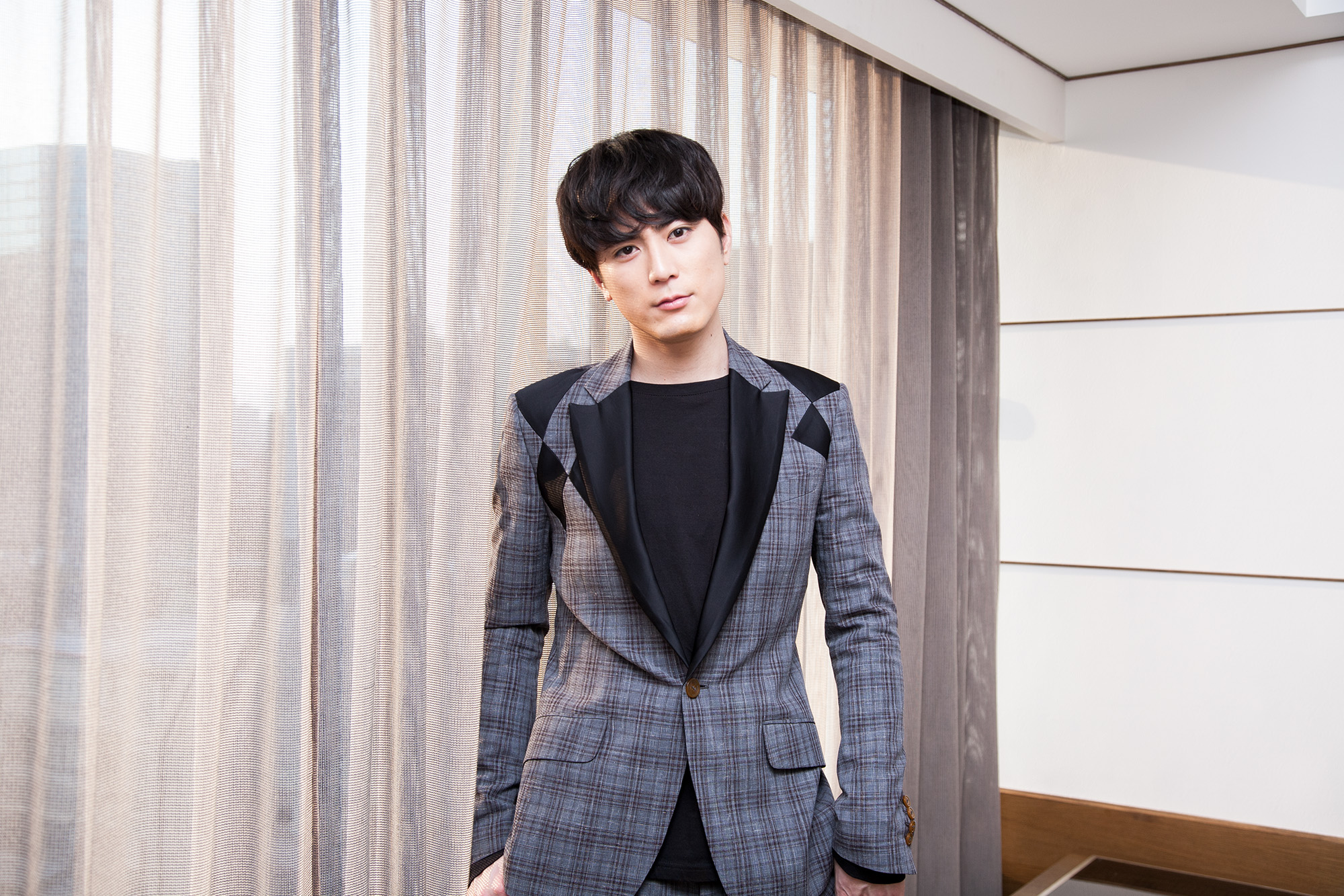 專訪：從尼采老師演到殺人犯，帥氣與顏藝兼具的「微笑王子」—間宮祥太朗 間宮祥太朗、全員死刑