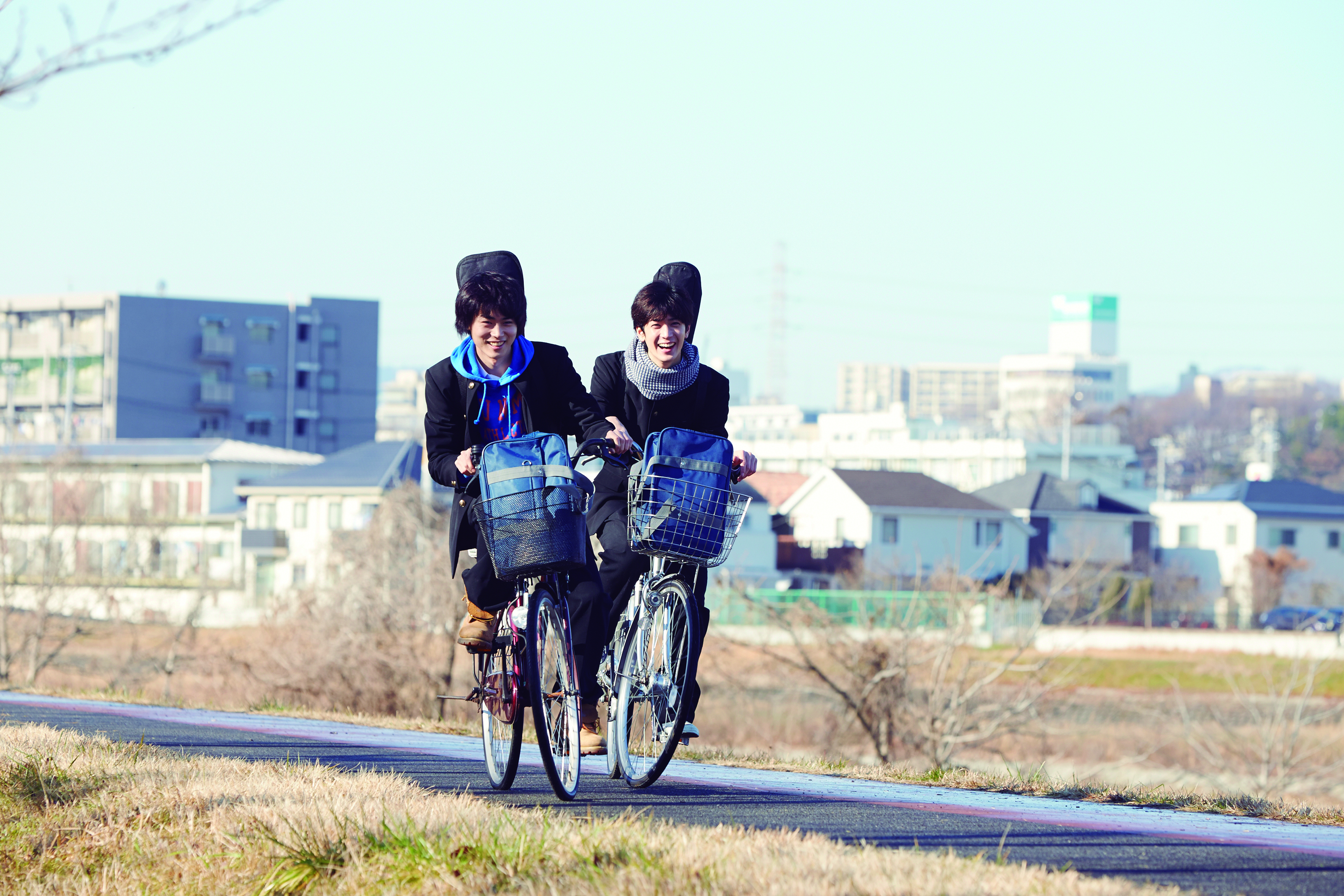 中島裕翔主演 NEWS 加藤成亮處女作小說「紅的告別式」，小說與電影同時在台上映！ 加藤成亮、中島裕翔、菅田將暉、柳樂優彌